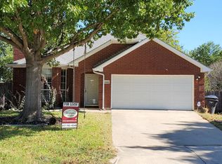 4868 Ashton Ave, Fort Worth, TX 76137