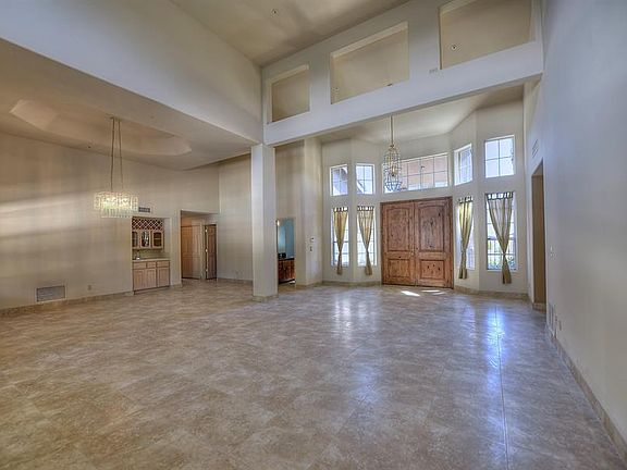 4th image of 10660 E Desert Cove Ave