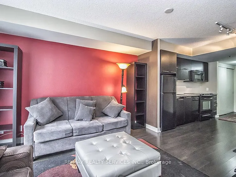 21 Nelson St #226 — Photo 13