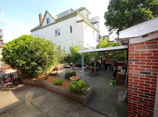 18 Bellevue St #1, Weehawken, NJ 07086