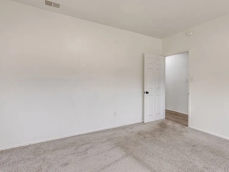 600 E Warrington Ave #2 — Photo 17