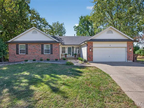 6 Sailor Ct, Lake Saint Louis, MO 63367