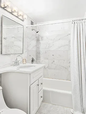 200 East 58th Street — Photo 3