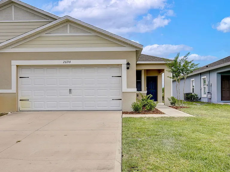 2694 Sunkissed Dr — Photo 1