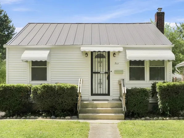 711 Lillian Ave, Fort Wayne, IN 46808