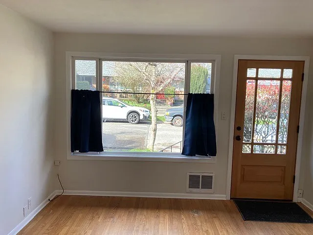 1451 & 1453 NW 70th St — Photo 5