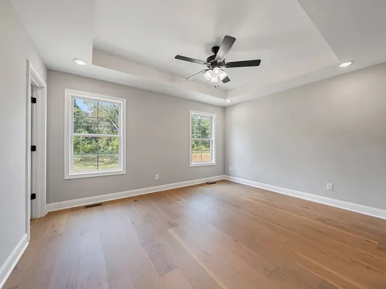 590 Pleasant Meadow Cir — Photo 6