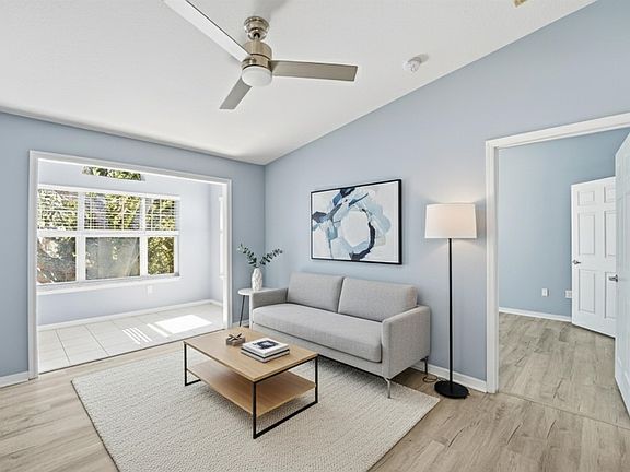 4th image of 29205 Harbour Vista Cir