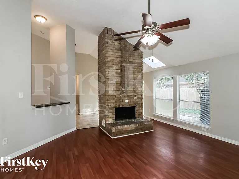 6426 New World Dr — Photo 4