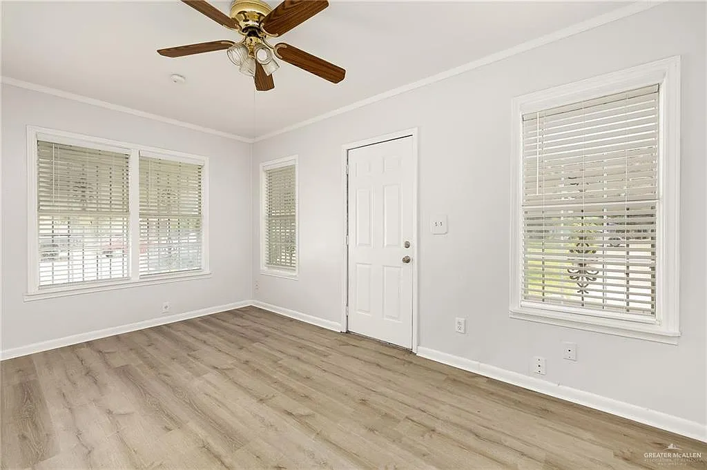 2 bed, 1.0 bath, 1068 sqft, $800 — Photo 4