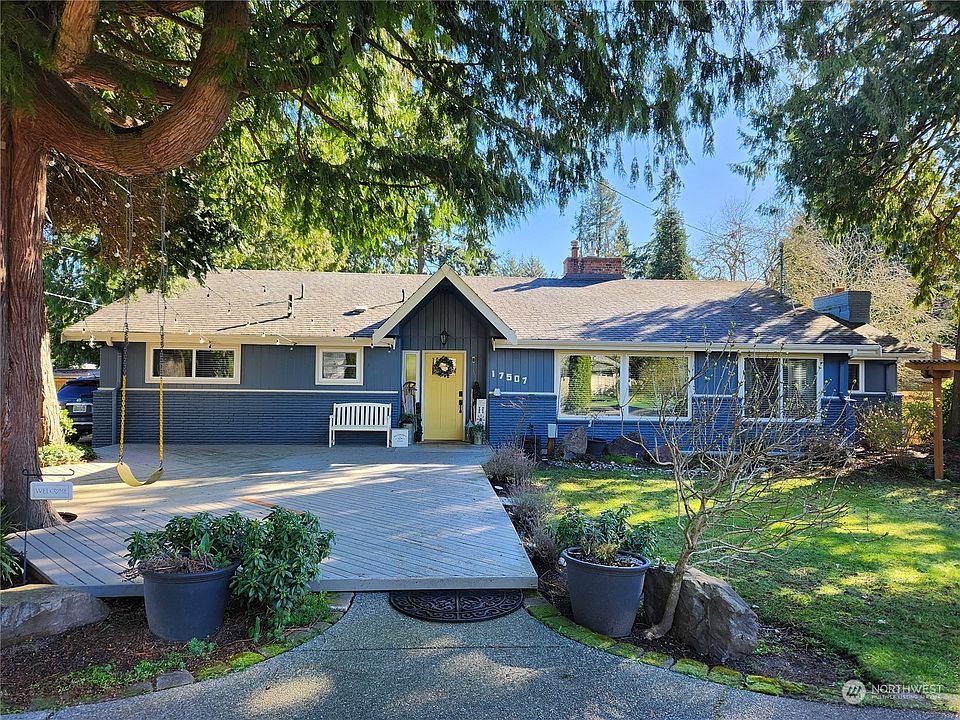 1st image of 17507 64th Avenue W