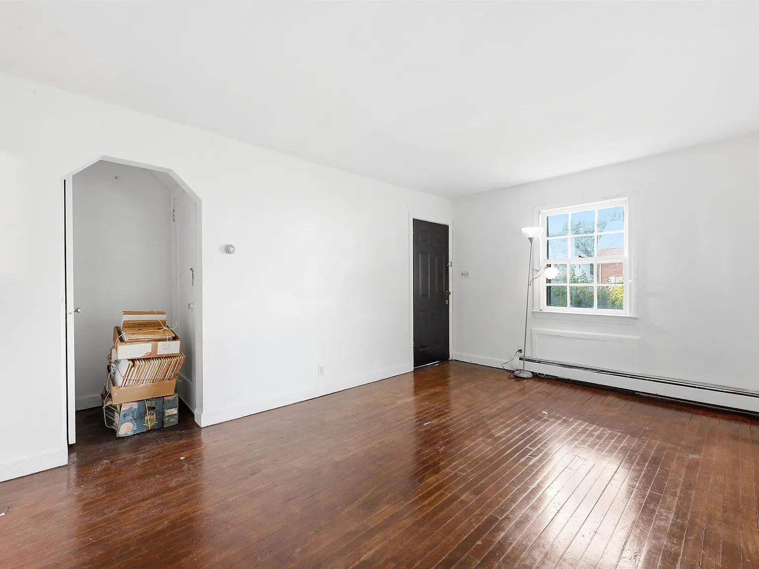 1 bed, 1.0 bath, $1,600 — Photo 2