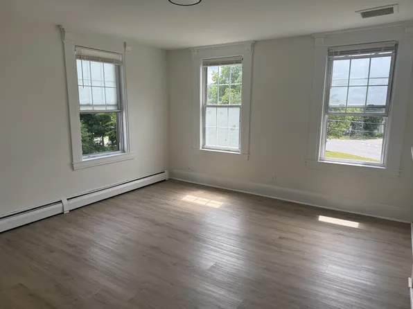 3 Berwick Rd #4, Berwick, ME 03901