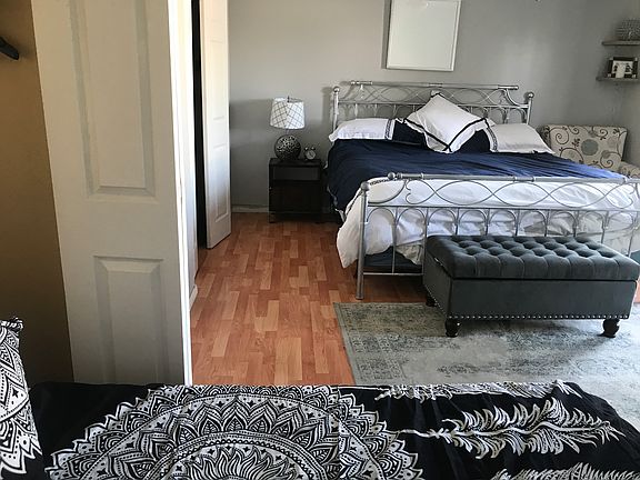 3rd image of 2709 Northam St