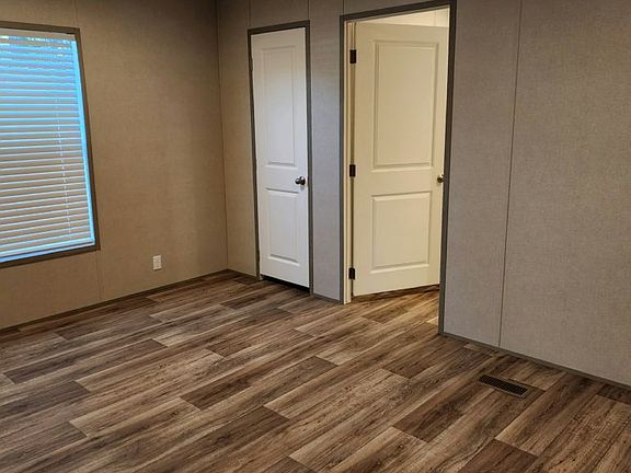 5th image of 6539 Townsend Rd #239