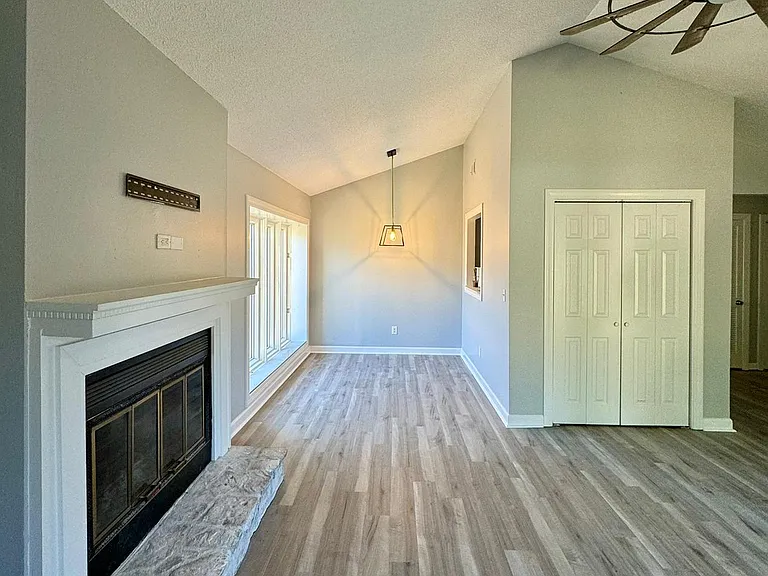 2107 Turtle Creek Rd — Photo 8