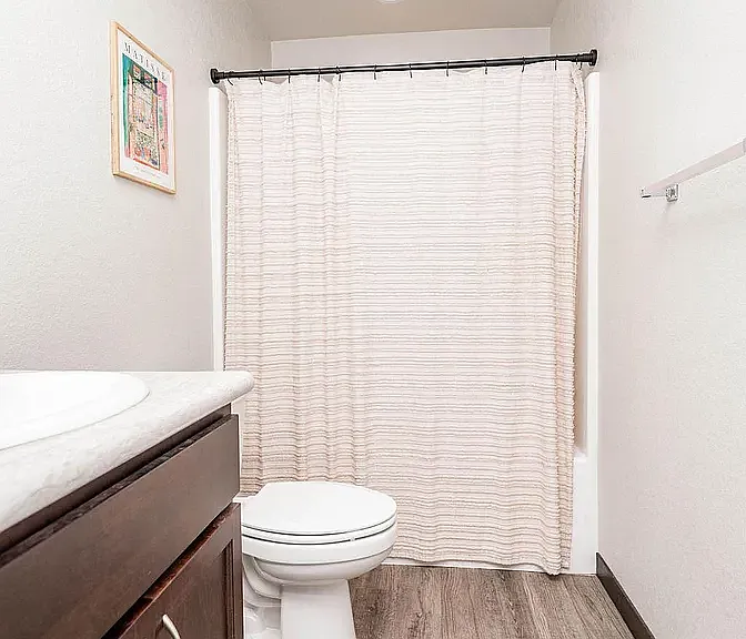 1063 Barnes Dr W — Photo 17