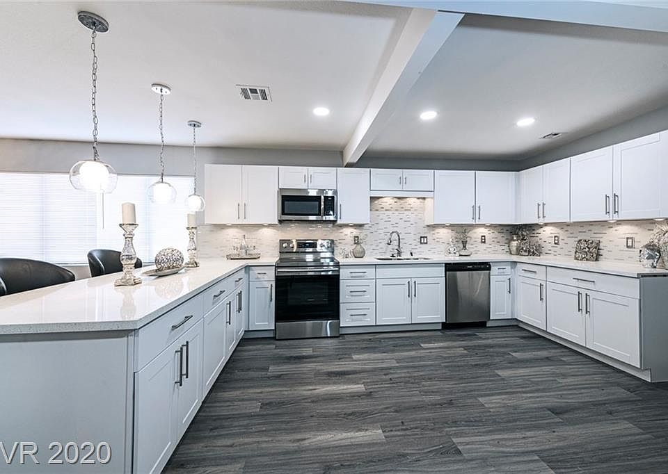 1st image of 3032 Glenhurst Dr