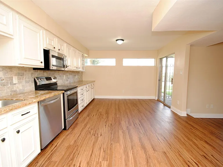 738 Country Place Dr #C — Photo 18