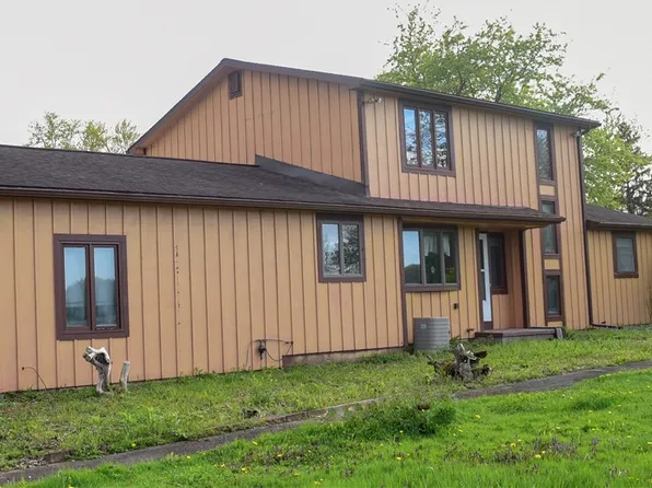 1142 West Ave, Brockport, NY 14420