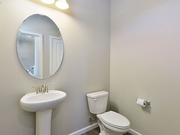 4th image of 10928 NE 120th Ave