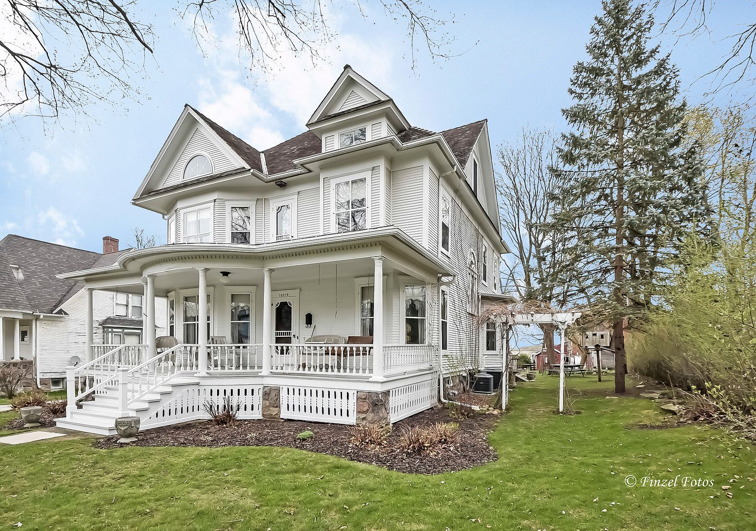 10216 Main St, Hebron, IL 60034 Zillow