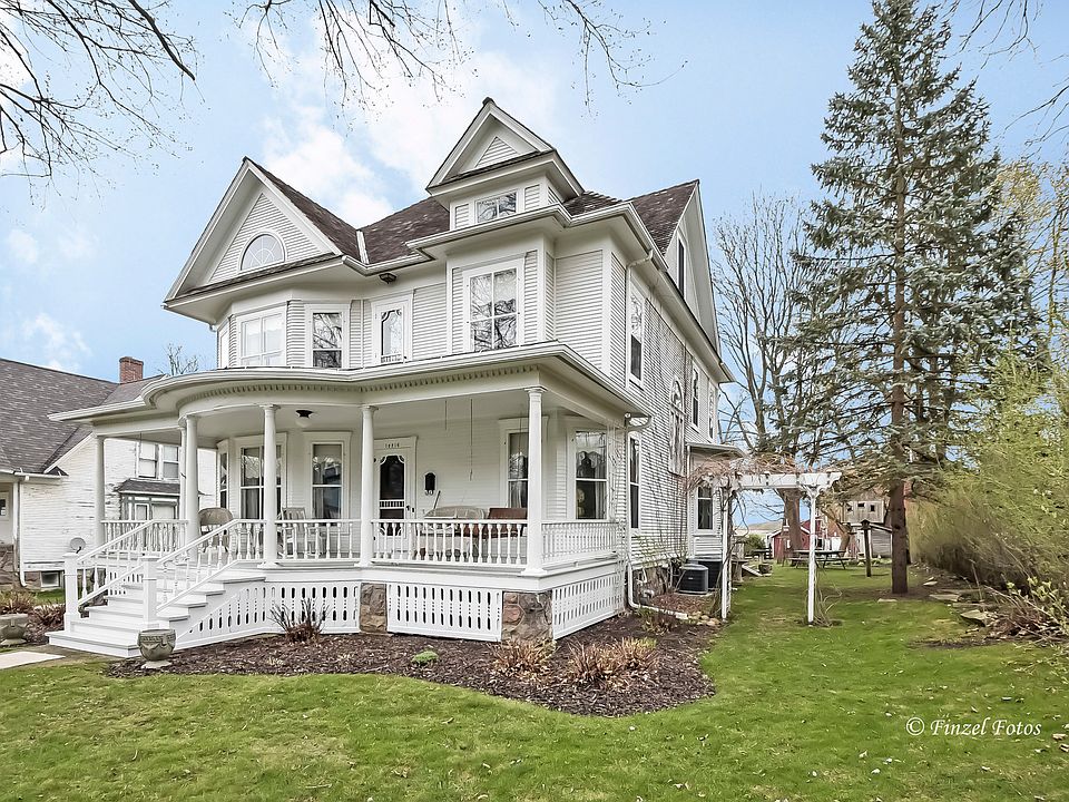 10216 Main St, Hebron, IL 60034 Zillow