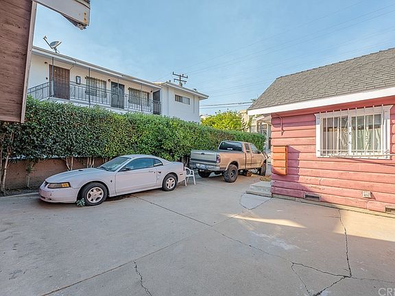 5th image of 342 E Plymouth St