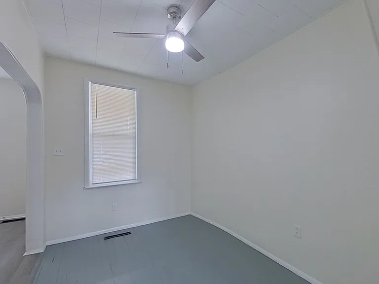 1473 Thomas Ave — Photo 13