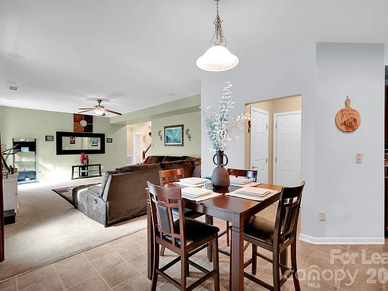 106 Ashton Dr — Photo 38