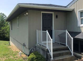 712 Winchester Dr, Westminster, MD 21157