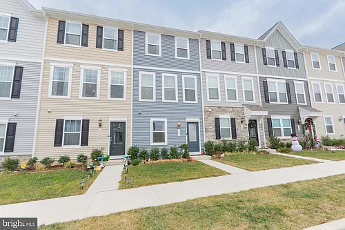 154 Coolidge Ave Photo 1