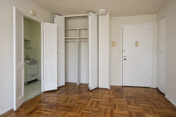 Rented by GoodRock Realty | media 7