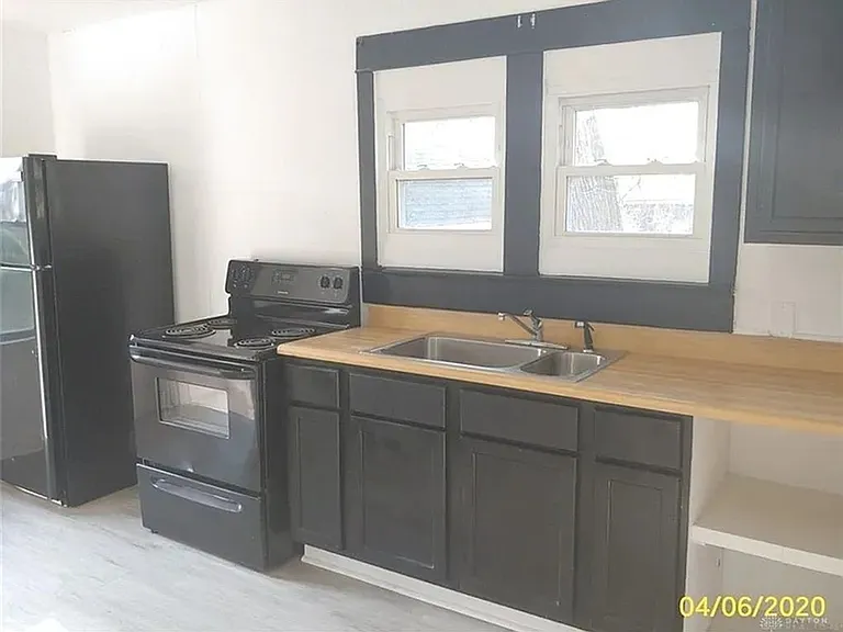 4132 Natchez Ave — Photo 6