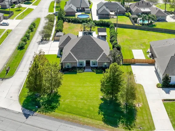 3395 Bayou Black Dr, Houma, LA 70360