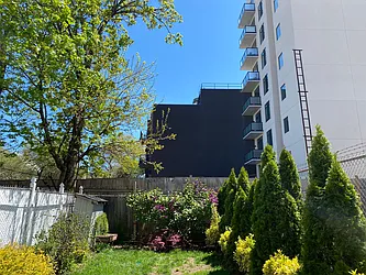 Rented by Alexander Bilu, LREB