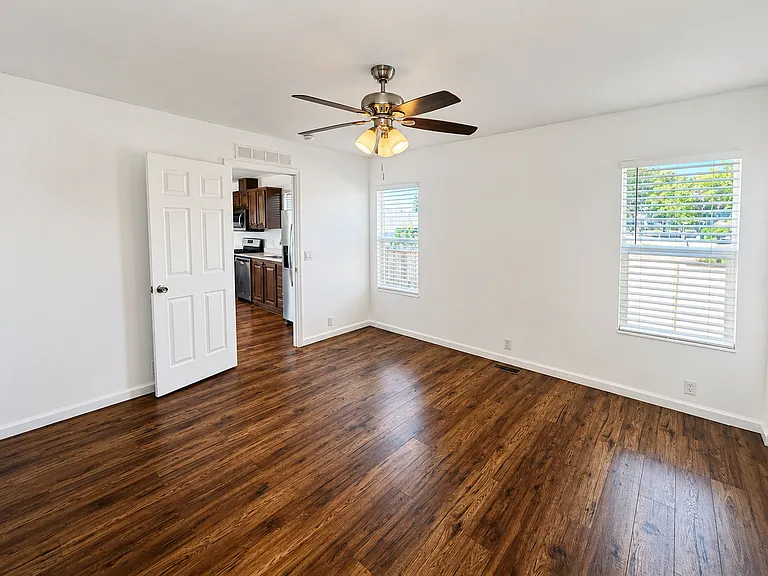 1972 Carnation Cir #B — Photo 7