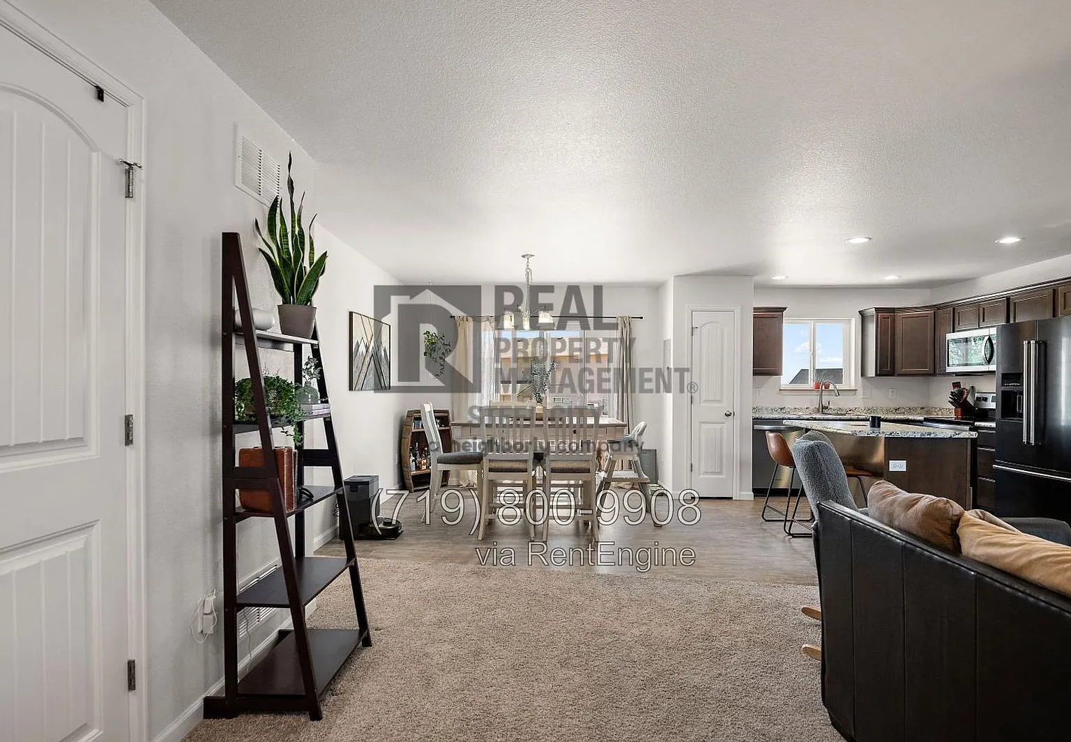 3 bed, 2.0 bath, 1330 sqft, $2,500 — Photo 4