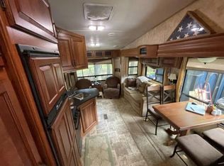 2757 Owens Dr #214, Houghton Lake, MI 48629