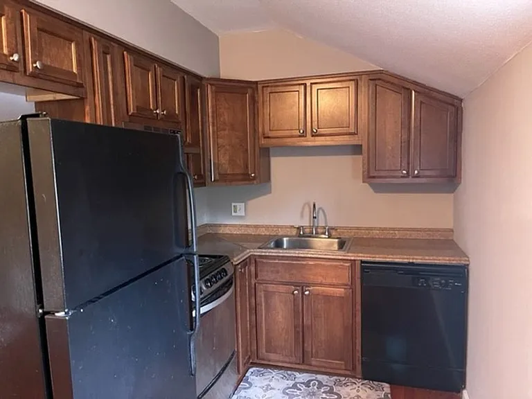 808 N Lincoln Ave — Photo 5