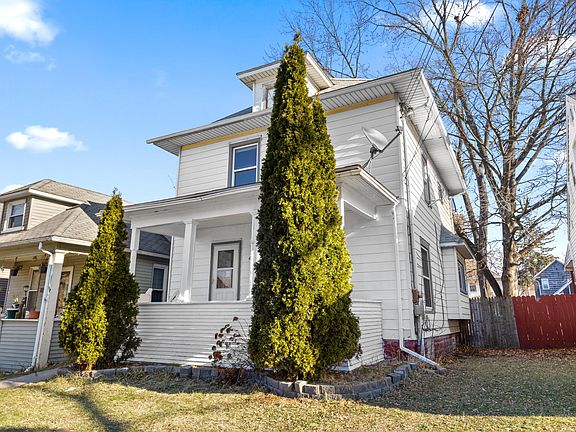 2nd image of 1807 Teel Ave