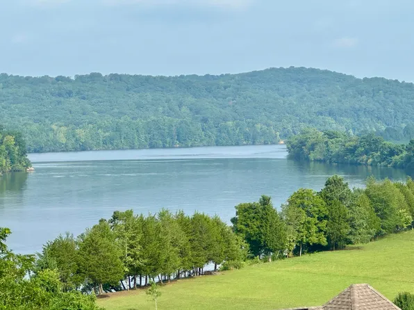 70 Espalier Dr, Decatur, TN 37322