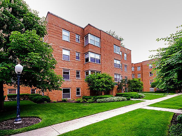 1st image of 4909 N Wolcott Ave APT 1A