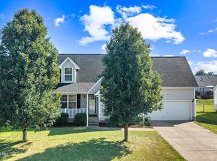 164 White Blossom Dr, Shepherdsville, KY 40165