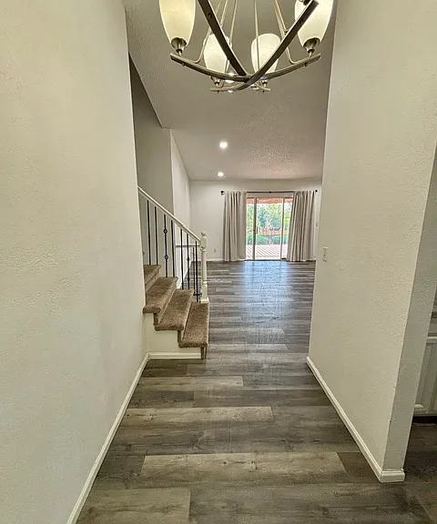 21051 E Ida Ave — Photo 2