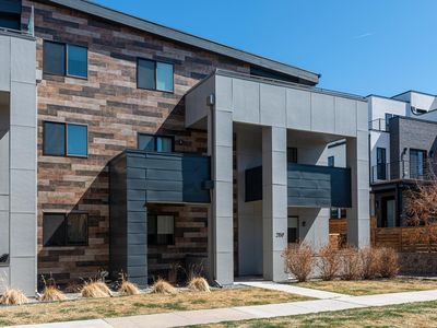 2150 N Eliot St, Denver, CO, 80211