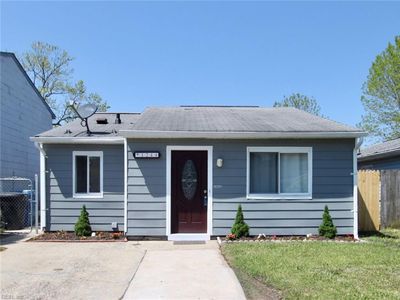 1244 New Land Dr, Virginia Beach, VA, 23453