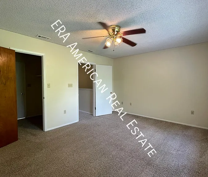 419 Hollywood Blvd NW #B — Photo 22