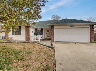 506 W Osage St, Clever, MO 65631
