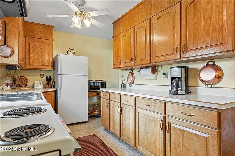 5th image of 28 Clemente Lane